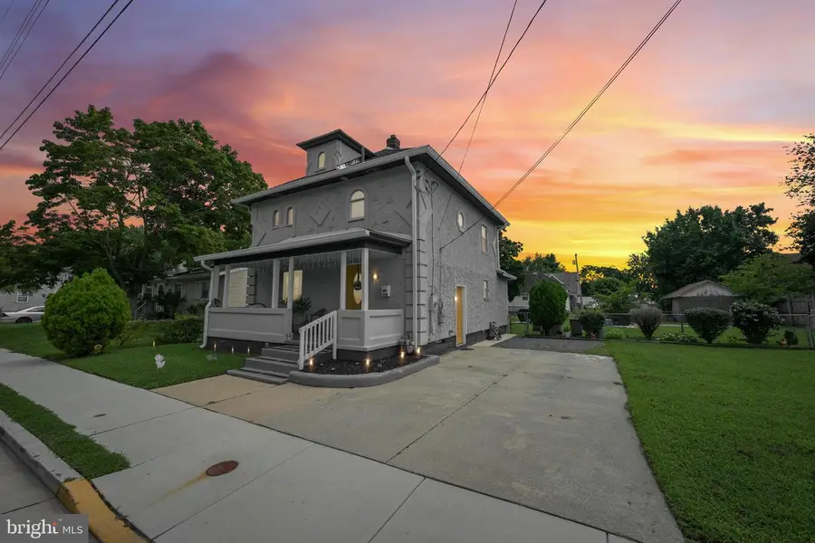 348 W Washington St, Paulsboro, NJ 08066 - #3