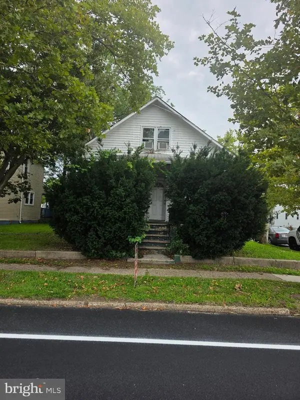 725 Hessian Ave, NATIONAL PARK, NJ 08063
