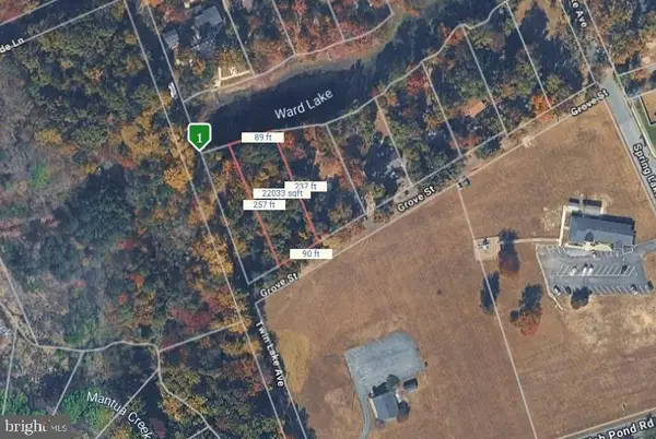 7 Twin Lake Ave, SEWELL, NJ 08080