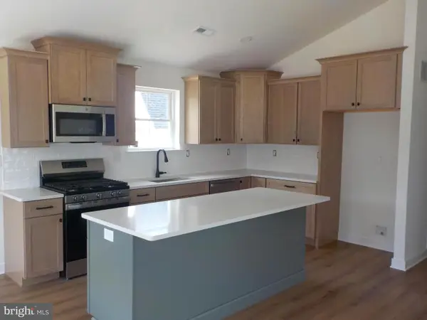127 Newton Ave, GIBBSTOWN, NJ 08027