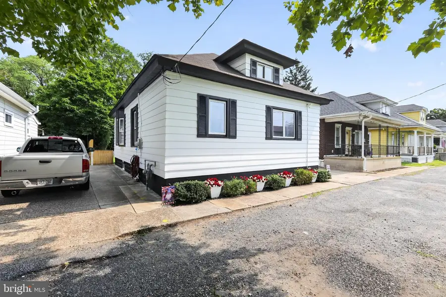4 Blacks Ter, Paulsboro, NJ 08066 - #2
