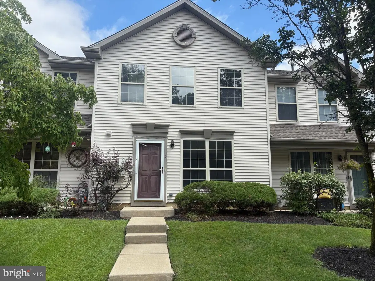 8 Woodbrook Dr, Mantua, NJ 08051 - #1