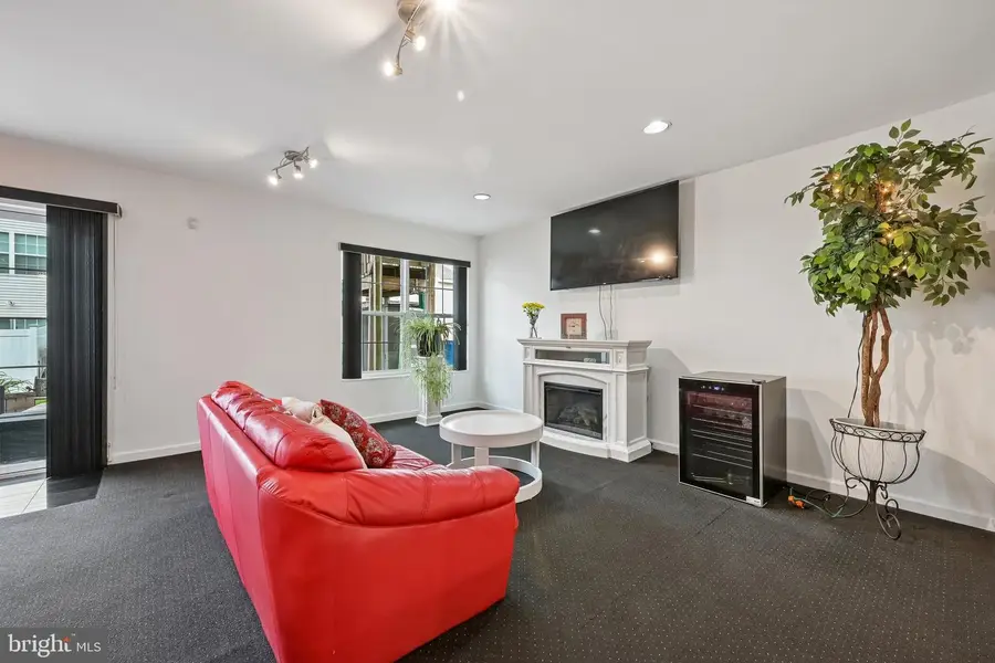 1007 Moore Rd, West Deptford, NJ 08086 - #3