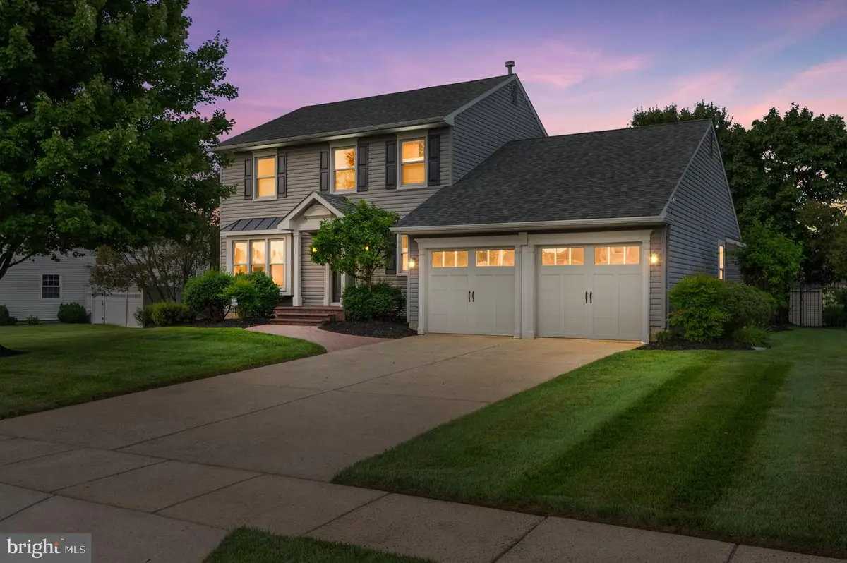 8 Williamsburg Ct, Sewell, NJ 08080 - #1