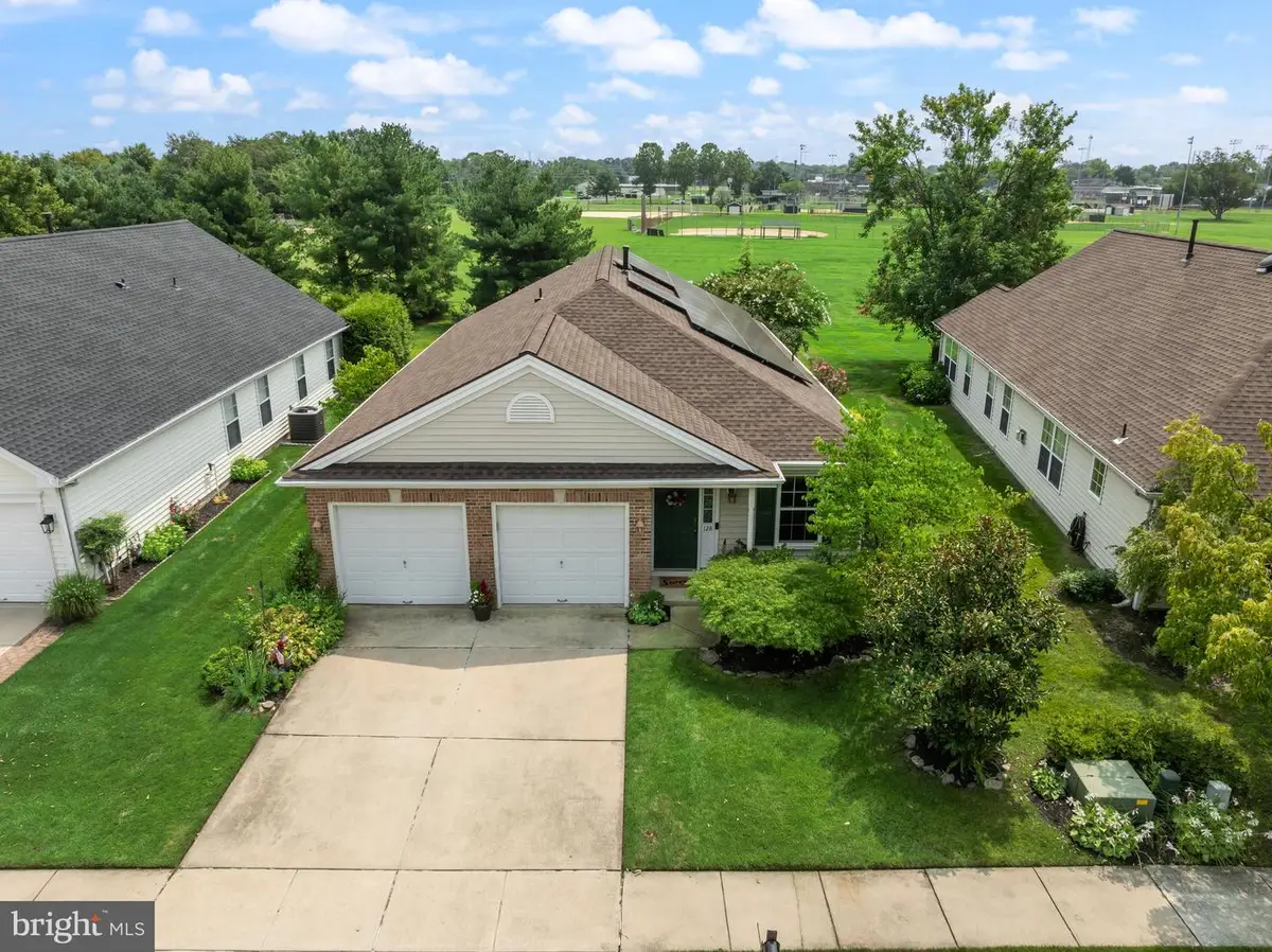 128 Sandpiper Ln, West Deptford, NJ 08086 - #1