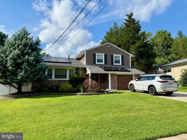 10 Forrest Dr, BLACKWOOD, NJ 08012