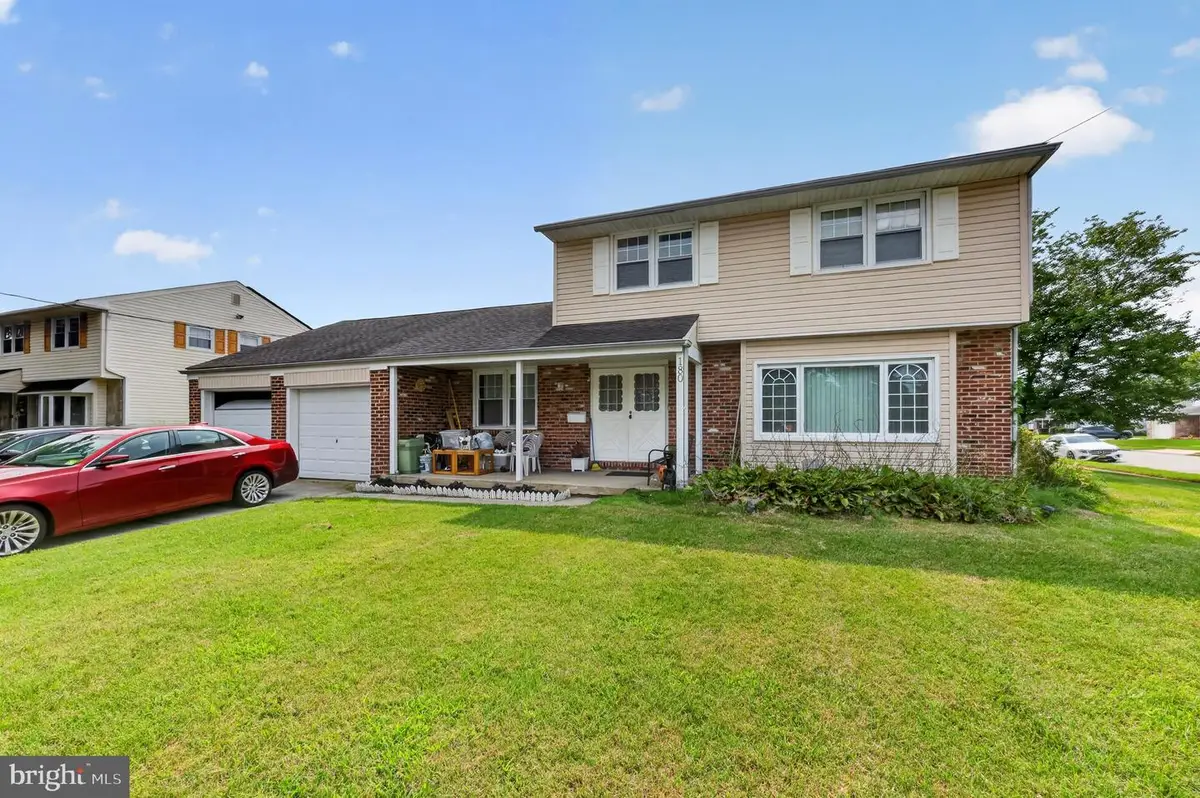 180 Swedesboro Ave, Gibbstown, NJ 08027 - #1