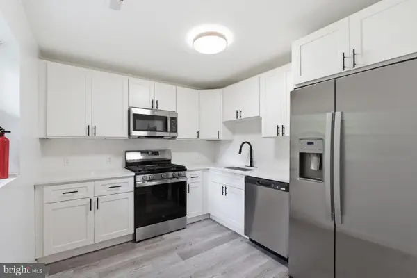 1419 Victory Ave, WILLIAMSTOWN, NJ 08094