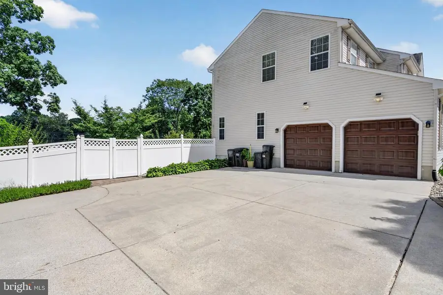 108 Copperfield Dr, Woodbury, NJ 08096 - #3