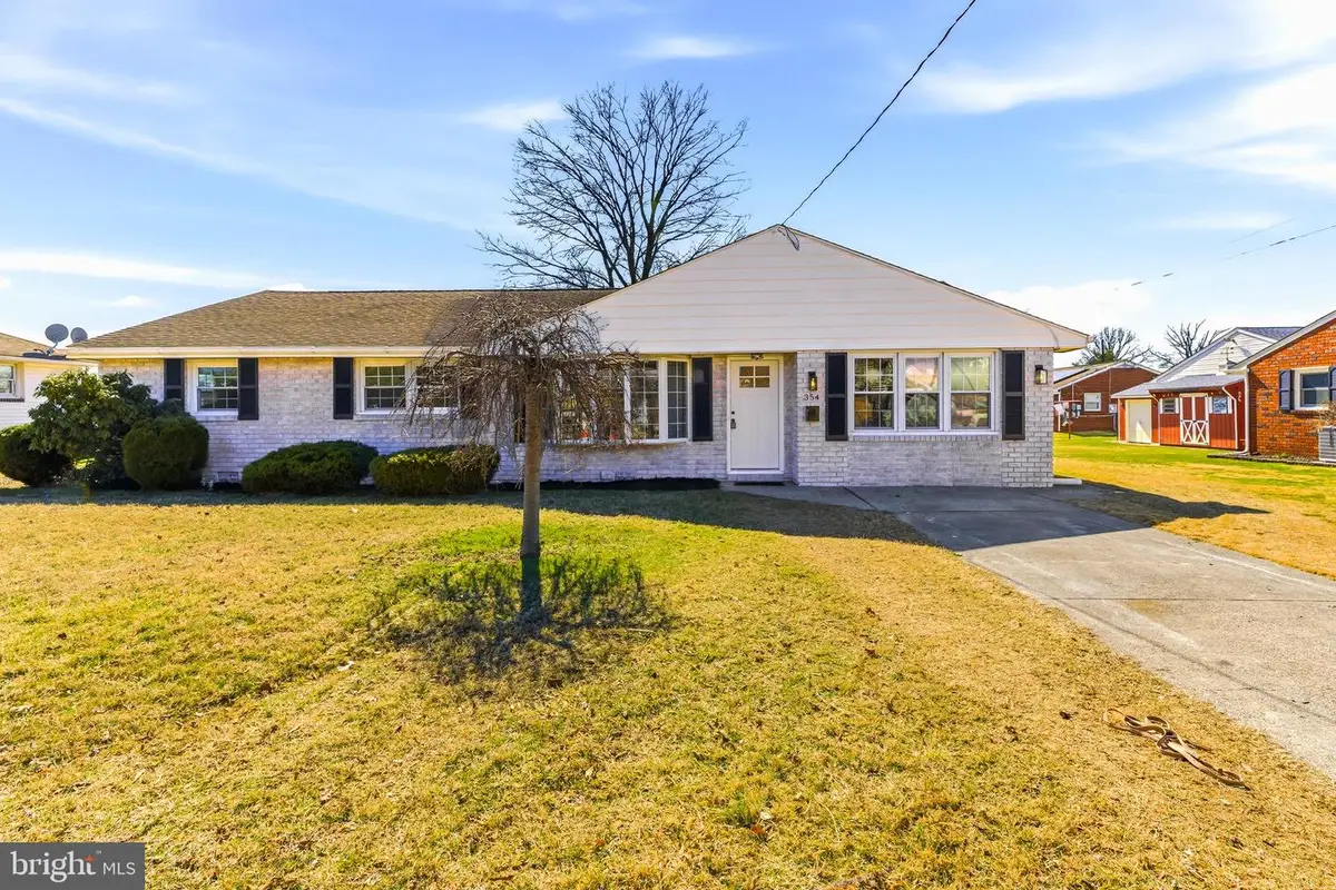 354 Memorial Ave, Gibbstown, NJ 08027 - #1