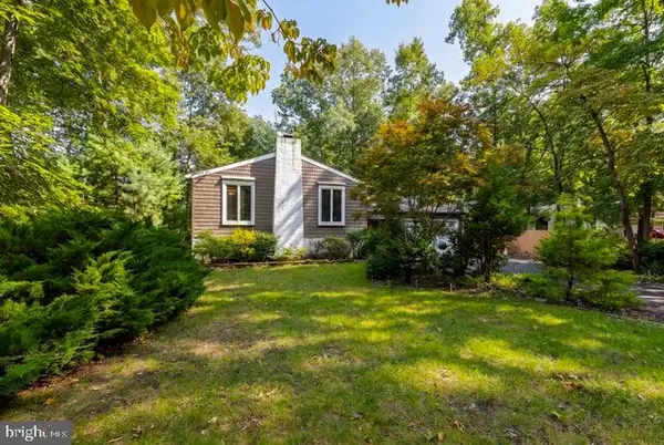 812 Birch Terr Ter, WILLIAMSTOWN, NJ 08094