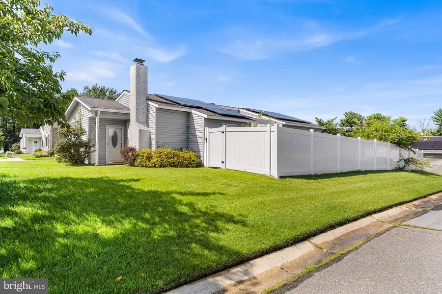 11 Willow Pl, Logan, NJ 08085 - #3