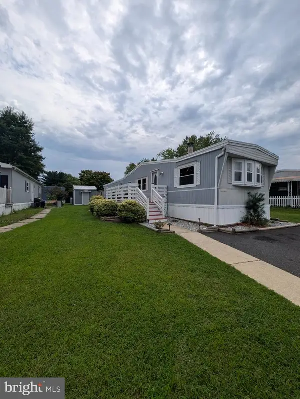 216 Eisenhower Ave, WILLIAMSTOWN, NJ 08094