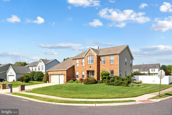 27 Glasgow Rd, WILLIAMSTOWN, NJ 08094