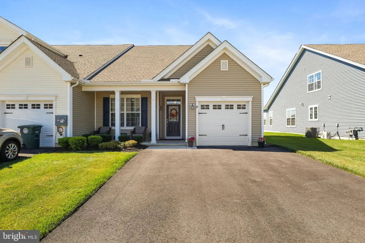 18 Prestwick Ln, Williamstown, NJ 08094 - #1