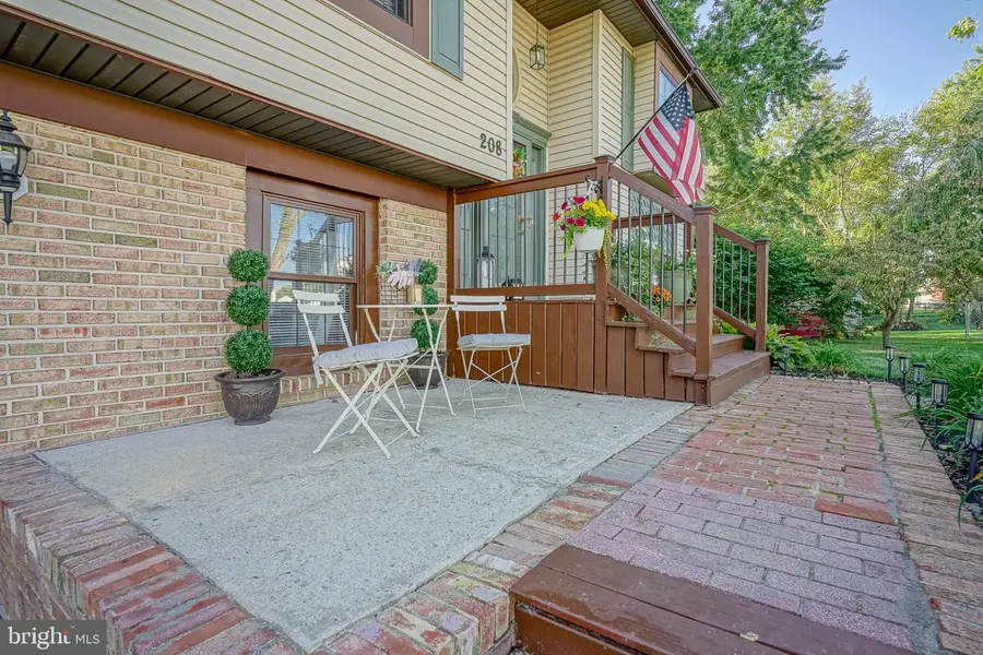 208 Fagan Cir, Williamstown, NJ 08094 - #2