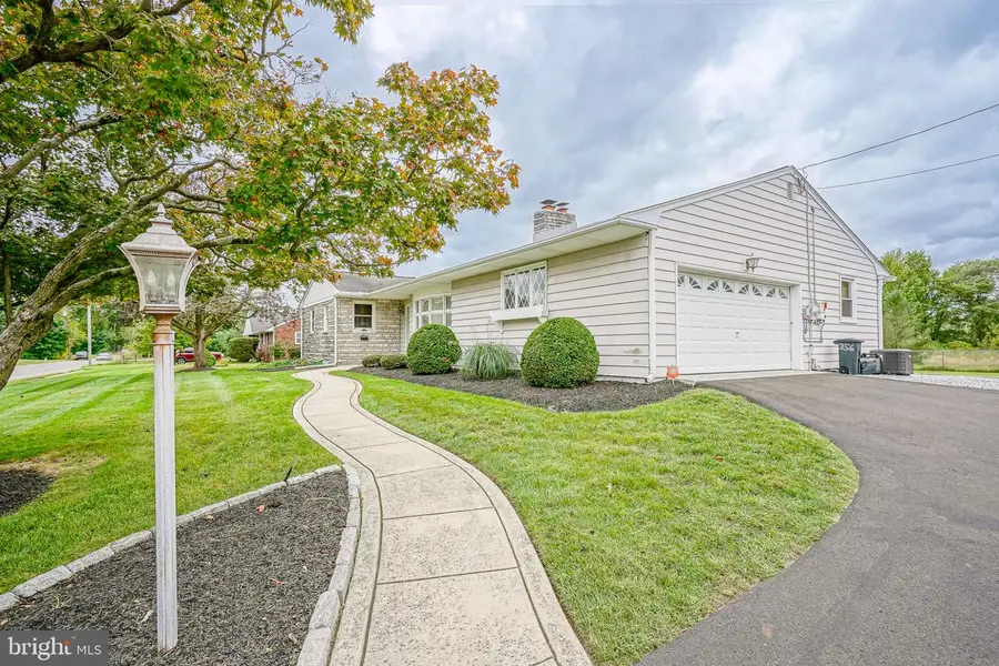 356 Democrat Rd, Gibbstown, NJ 08027 - #3