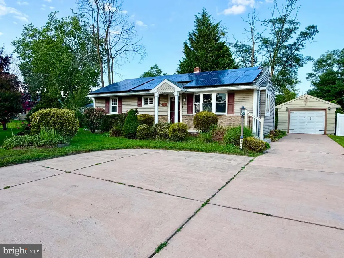 454 Florence Blvd, Williamstown, NJ 08094 - #1