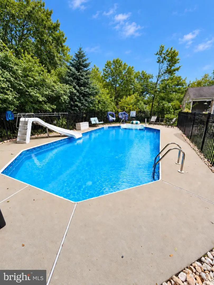 3 Meadow Ln, West Deptford, NJ 08096 - #2