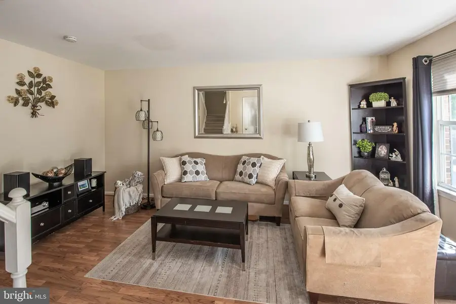 148 Stoneshire Dr, Glassboro, NJ 08028 - #3