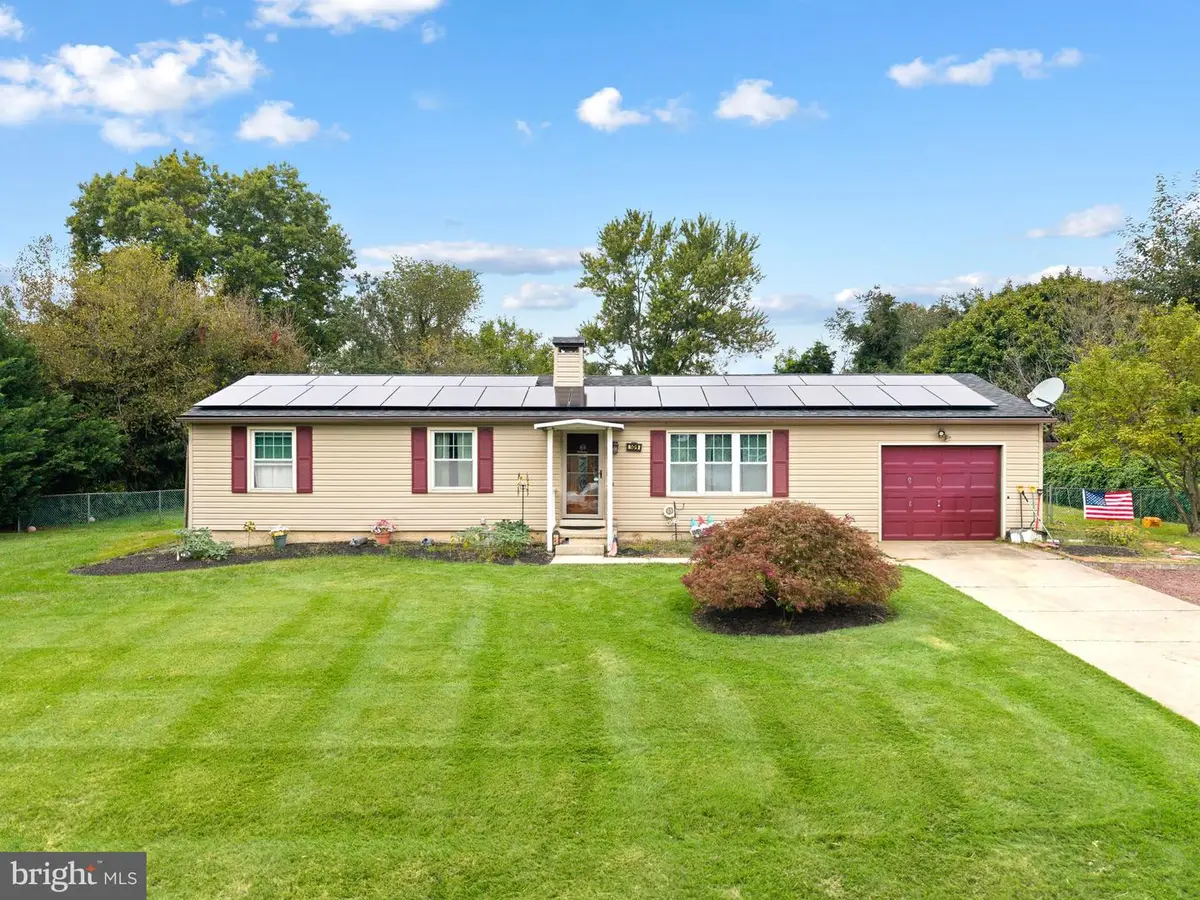 109 Ridgeway Ln, Mullica Hill, NJ 08062 - #1