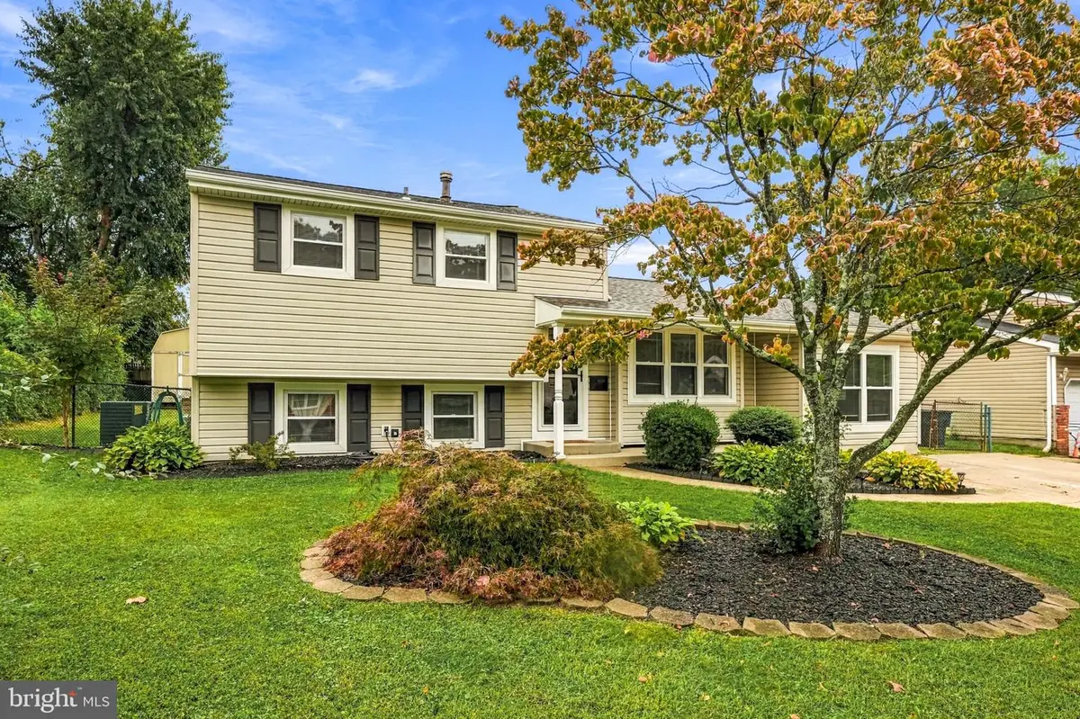 948 Lois Dr, Williamstown, NJ 08094 - #1