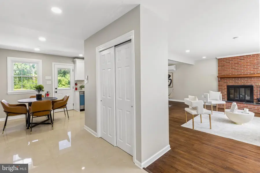 211 Jones Kane Rd, Williamstown, NJ 08094 - #3