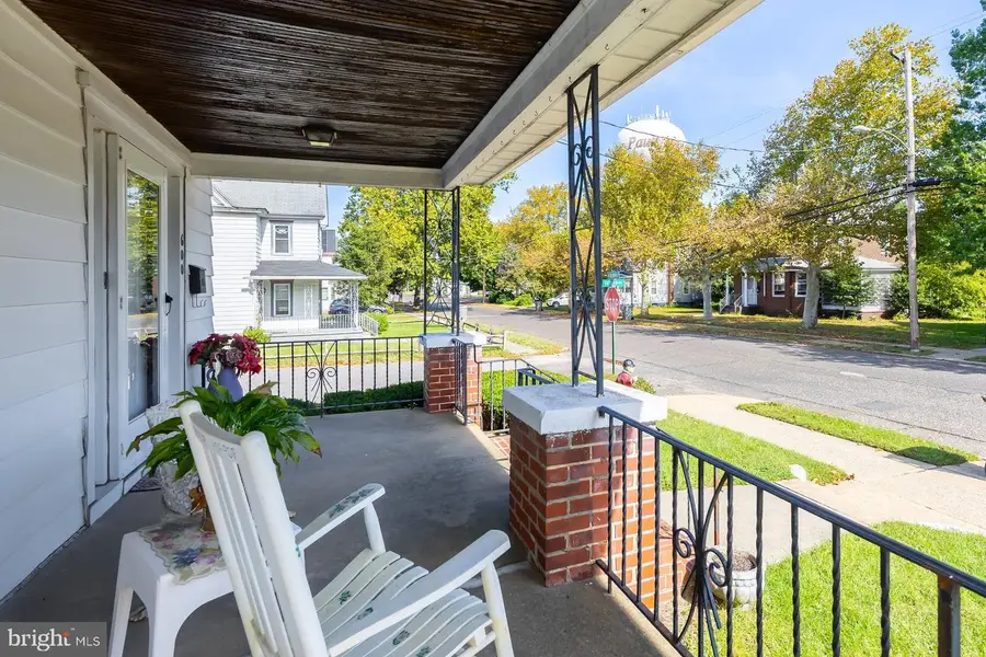 600 N Delaware St, Paulsboro, NJ 08066 - #3