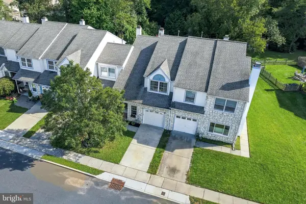 65 Shady Brooke Lane, SWEDESBORO, NJ 08085