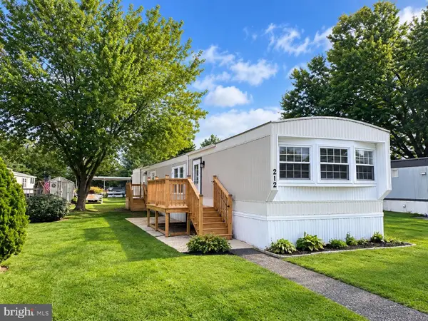 212 Harrison Ave, WILLIAMSTOWN, NJ 08094