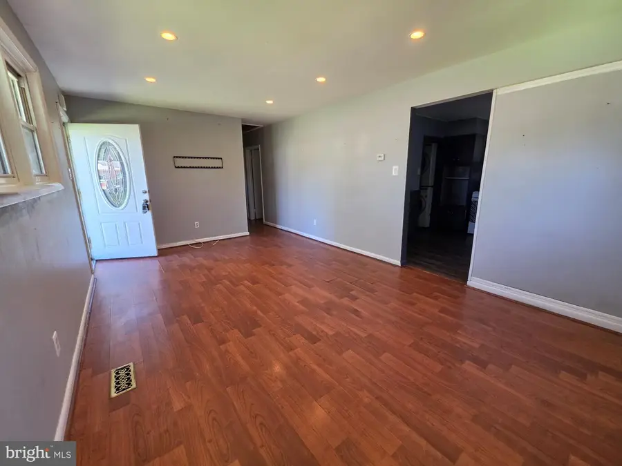 1211 Cooper St, Woodbury, NJ 08096 - #2