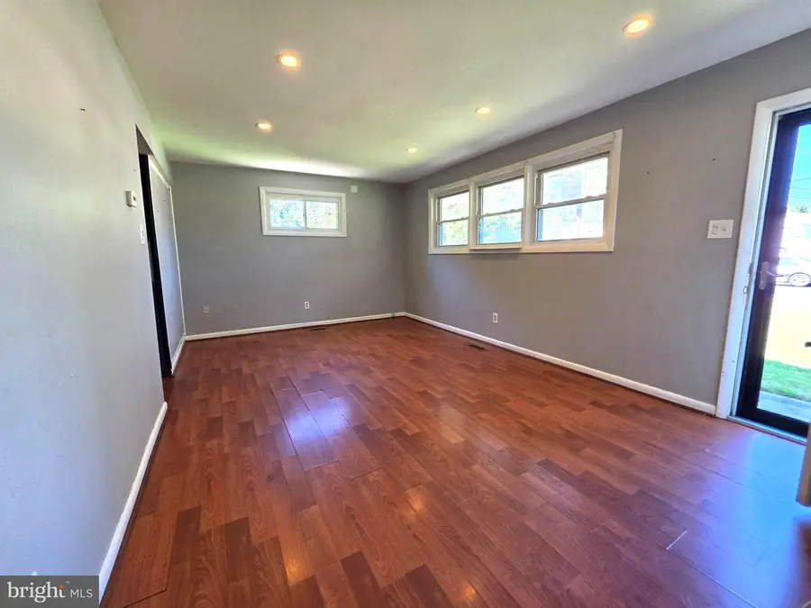 1211 Cooper St, Woodbury, NJ 08096 - #3