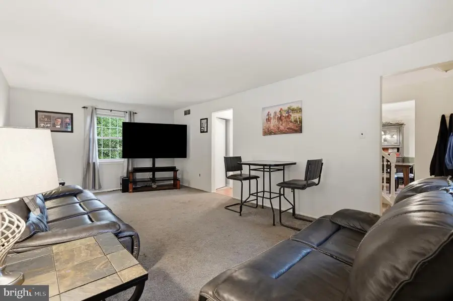 826 Canal St, Blackwood, NJ 08012 - #3