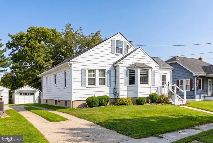 132 Center St, Gibbstown, NJ 08027 - #2