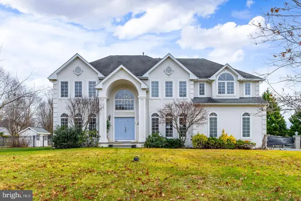 10 Morning Glory Cir, MULLICA HILL, NJ 08062