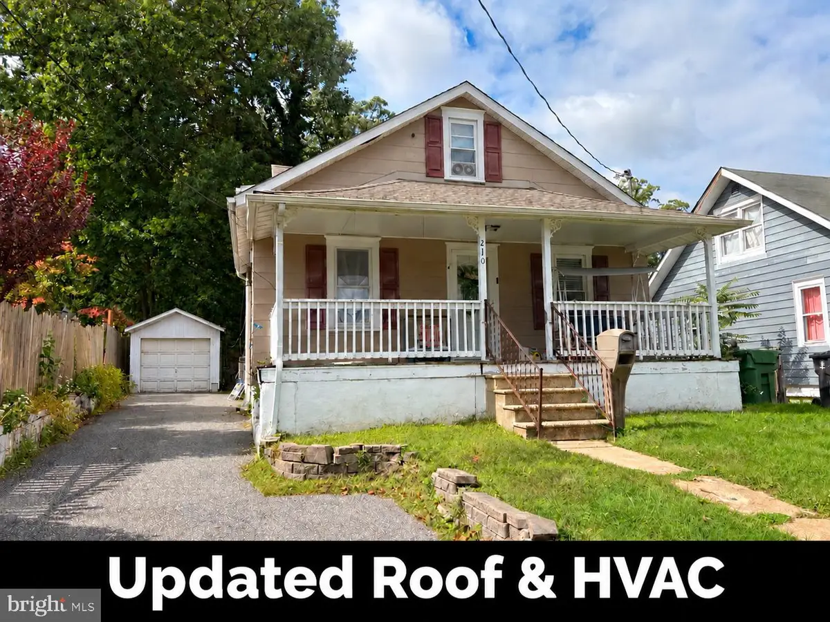 210 S Woodbury Rd, Pitman, NJ 08071 - #1