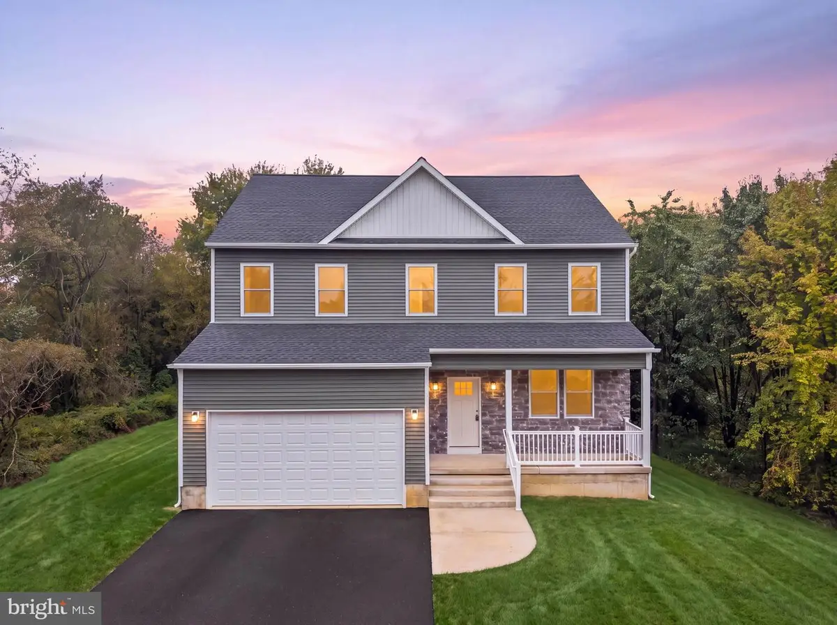 577 E Clayton Ave, Clayton, NJ 08312 - #1
