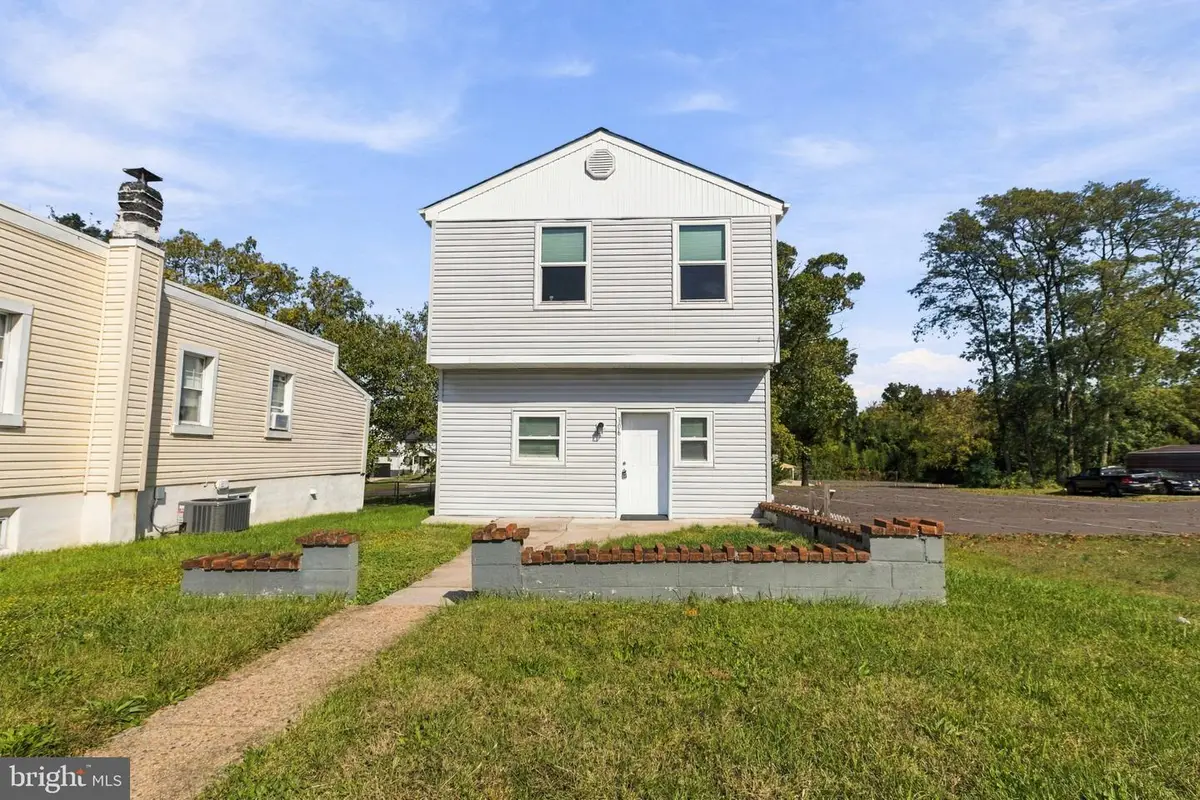 306 Park Ave, Woodbury, NJ 08096 - #1