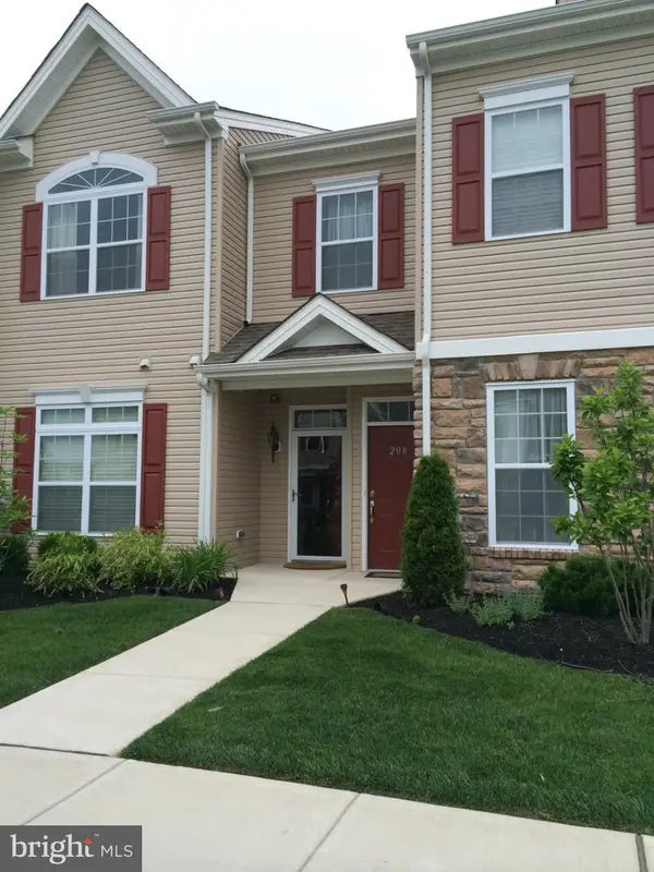 208 Raphael Ct, WILLIAMSTOWN, NJ 08094