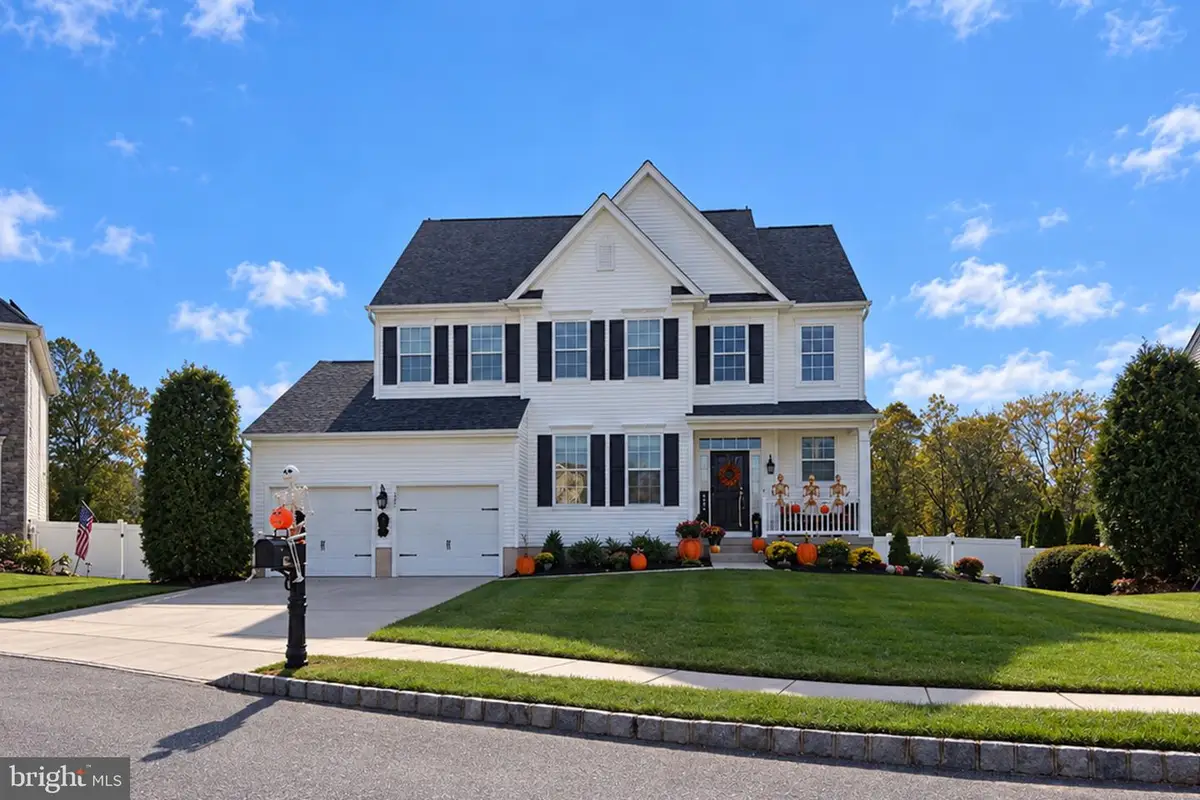 332 W Crossing Dr, Mount Royal, NJ 08061 - #1