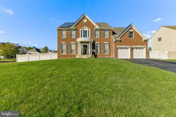 209 Buckingham Ct, WILLIAMSTOWN, NJ 08094