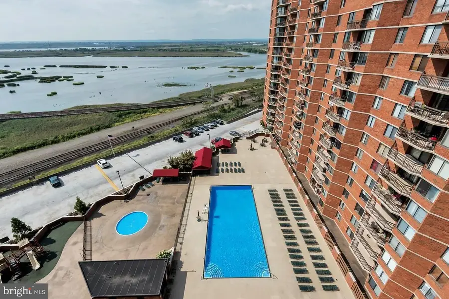 2138 Harmon Cove Tower #2138, Secaucus, NJ 07094 - #3
