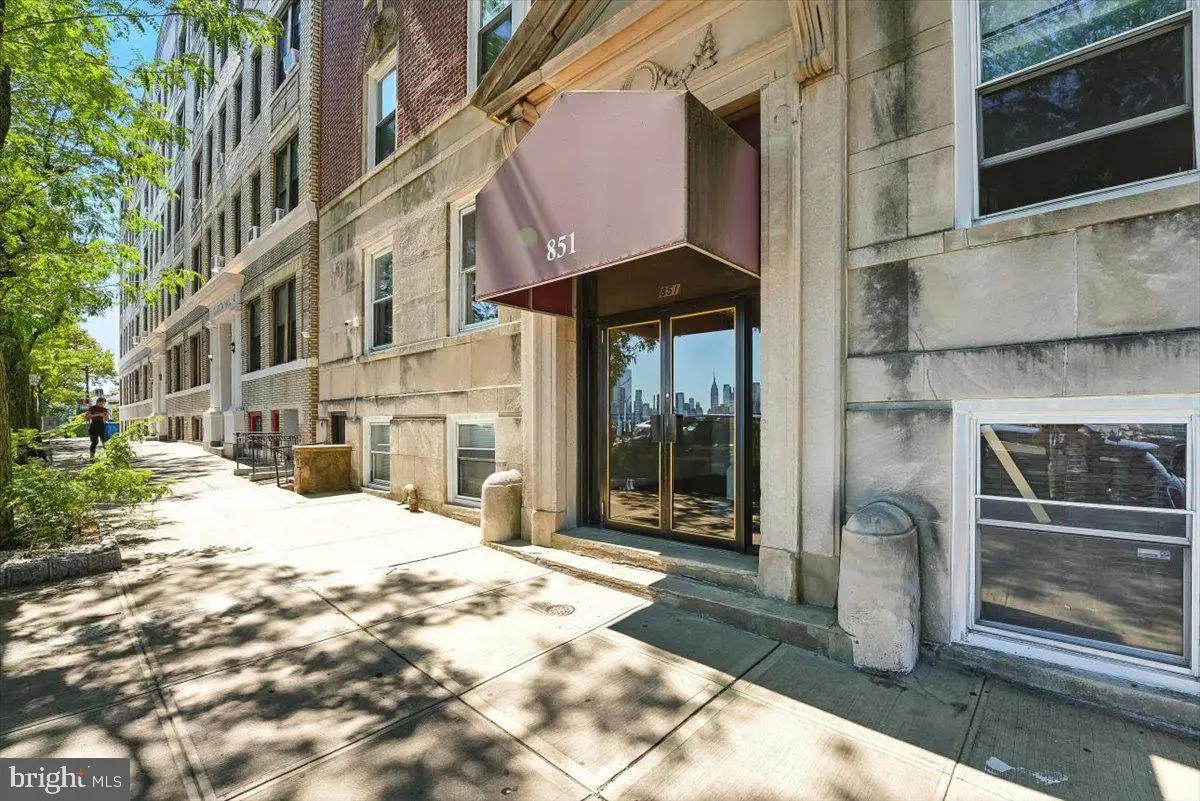 851 John F. Kennedy Blvd E #e1, Weehawken, NJ 07086 - #1