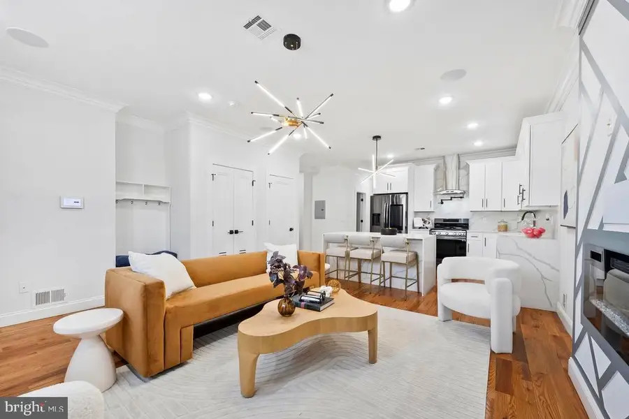 865 Summit Ave #1, Jersey City, NJ 07307 - #3