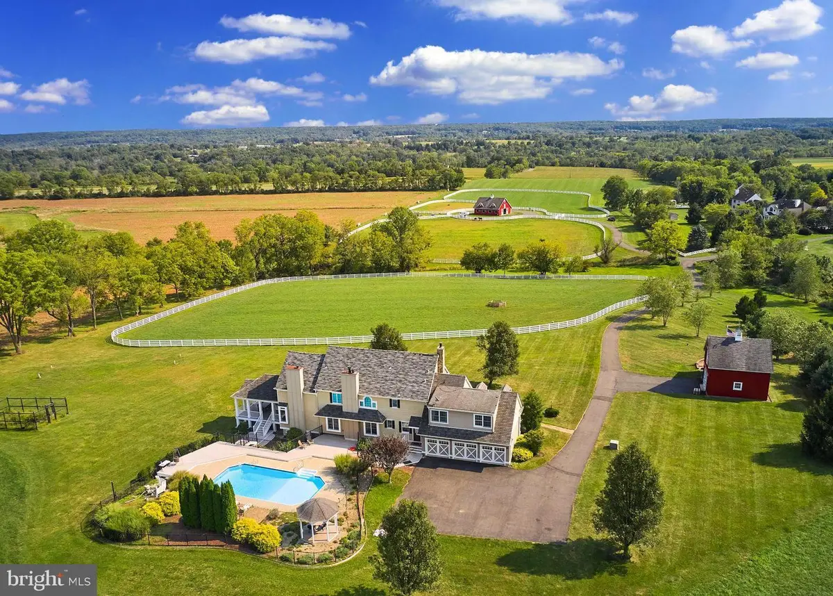 11 Danberry Dr, Ringoes, NJ 08551 - Image #1