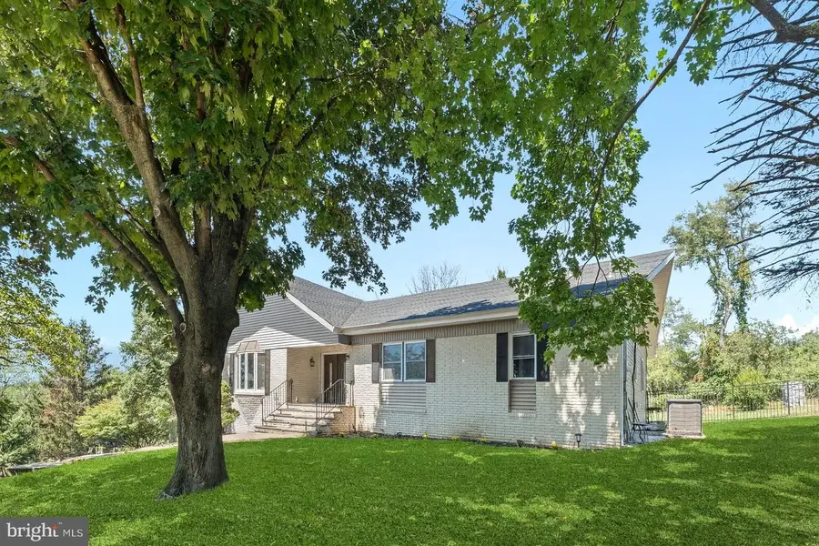 1 Rossi Dr, Clinton, NJ 08809 - Image #3