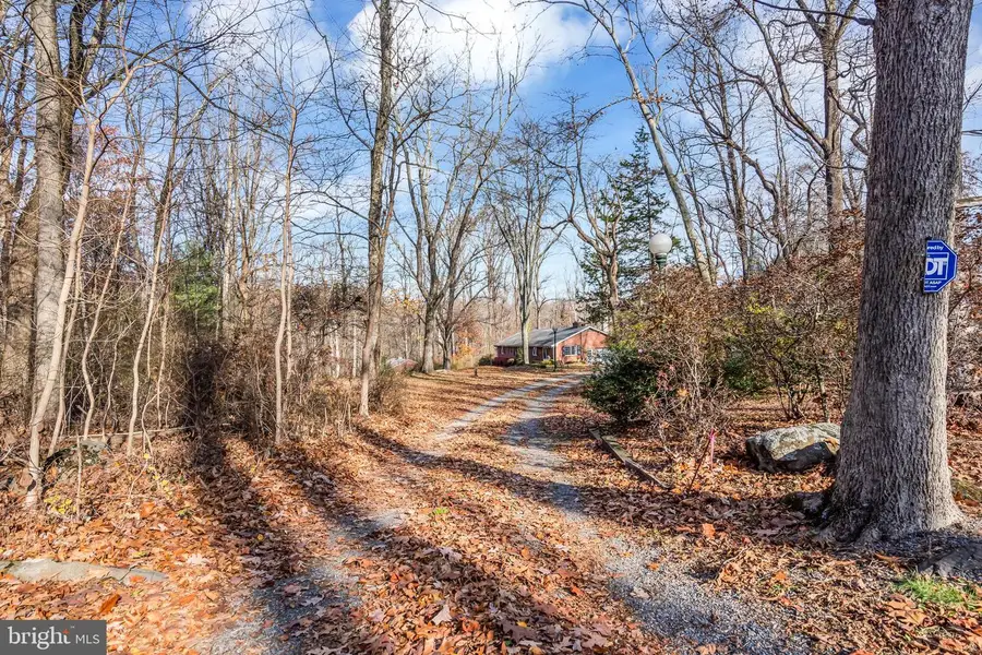 106 Rocktown Rd, Ringoes, NJ 08551 - Image #2