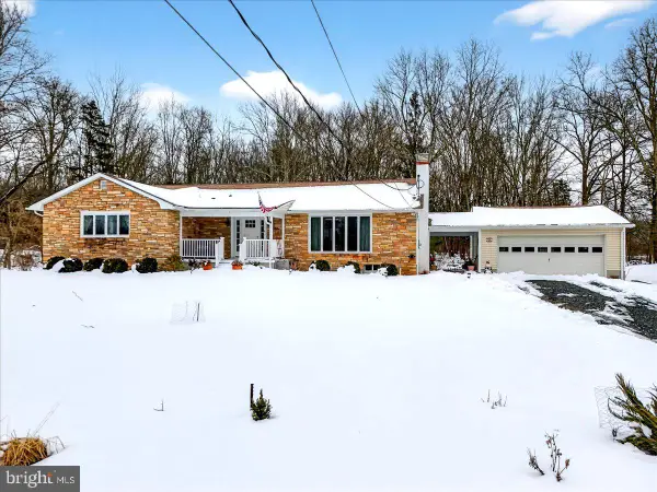 11 Milltown Rd, STOCKTON, NJ 08559