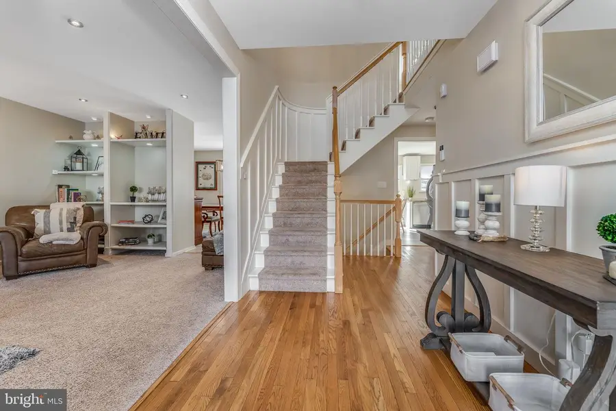 4 Jumping Brook Pl, Annandale, NJ 08801 - #2