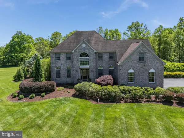 34 Milestone Dr, RINGOES, NJ 08551